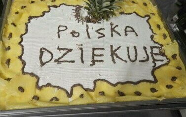 Tort na pożegnalnej kolacji we Włoszech.