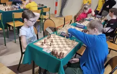 Uczeń na chwilę przed wygranym meczem.