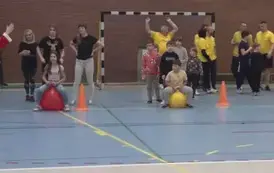Drużyny szykują się do wyścigu na piłkach