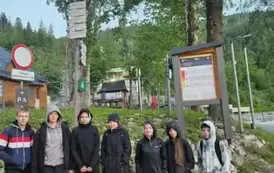 Uczniowie z opiekunami ruszają na Giewont - godz. 4.45