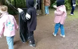 Dzieci sprzątają świat