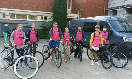 Zdjęcie do Wycieczka rowerowa klasy VIII do Serpelic