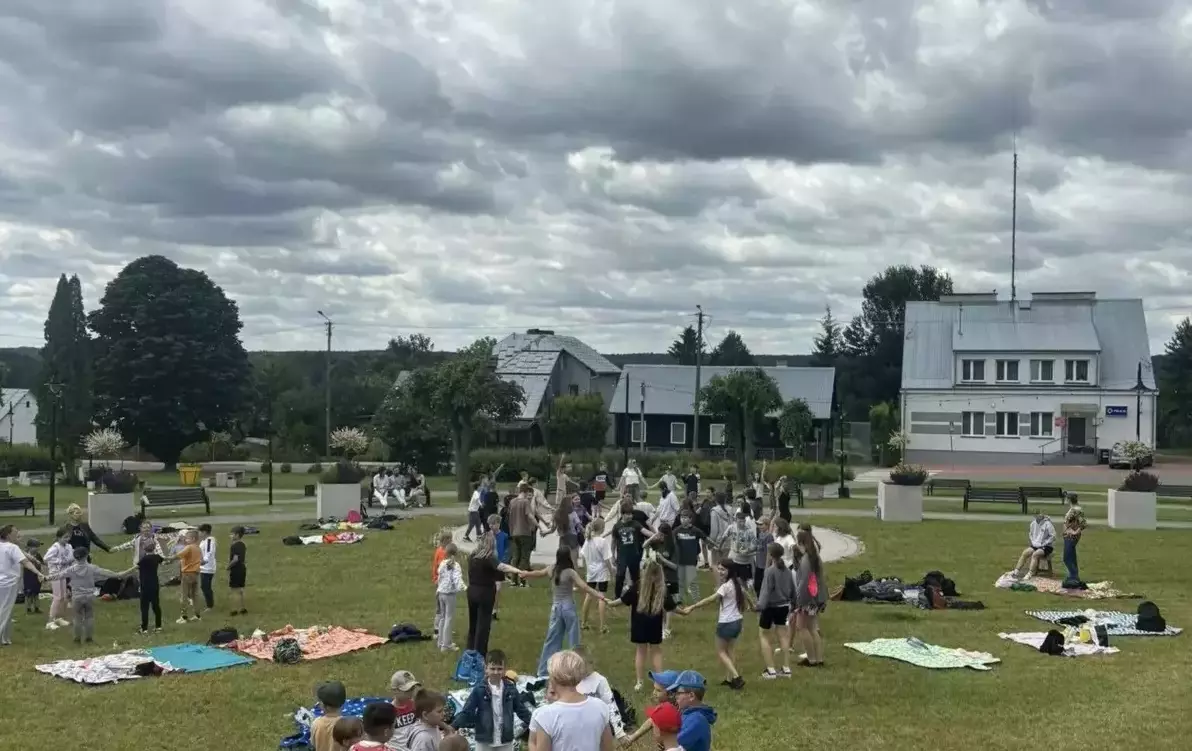 Zdjęcie do Piknik z nutą wspomnień. Zapomniane piosenki i pieśni szkolne powr&oacute;ciły