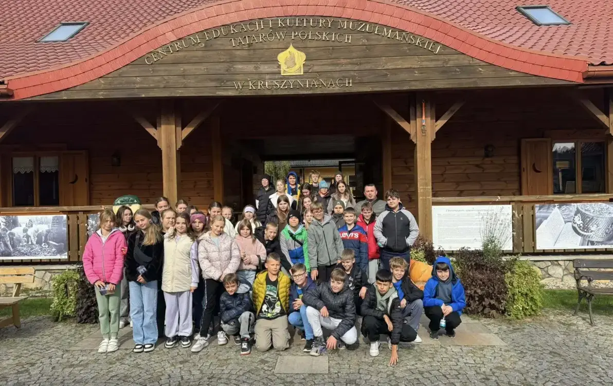 Zdjęcie do Wycieczka klas IV, V i VI do Białegostoku i Kruszynian