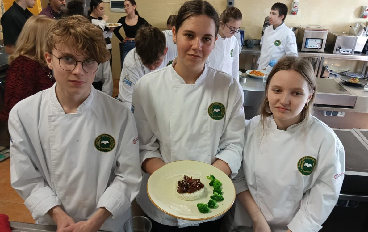 Zdjęcie do II miejsce w konkursie "MasterChef Ostrożany"